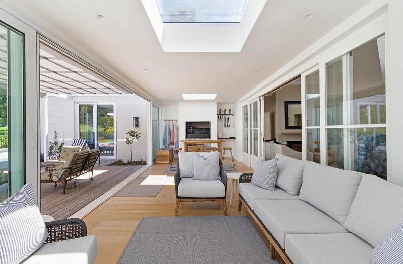 To Let 5 Bedroom Property for Rent in Steenberg Estate Western Cape